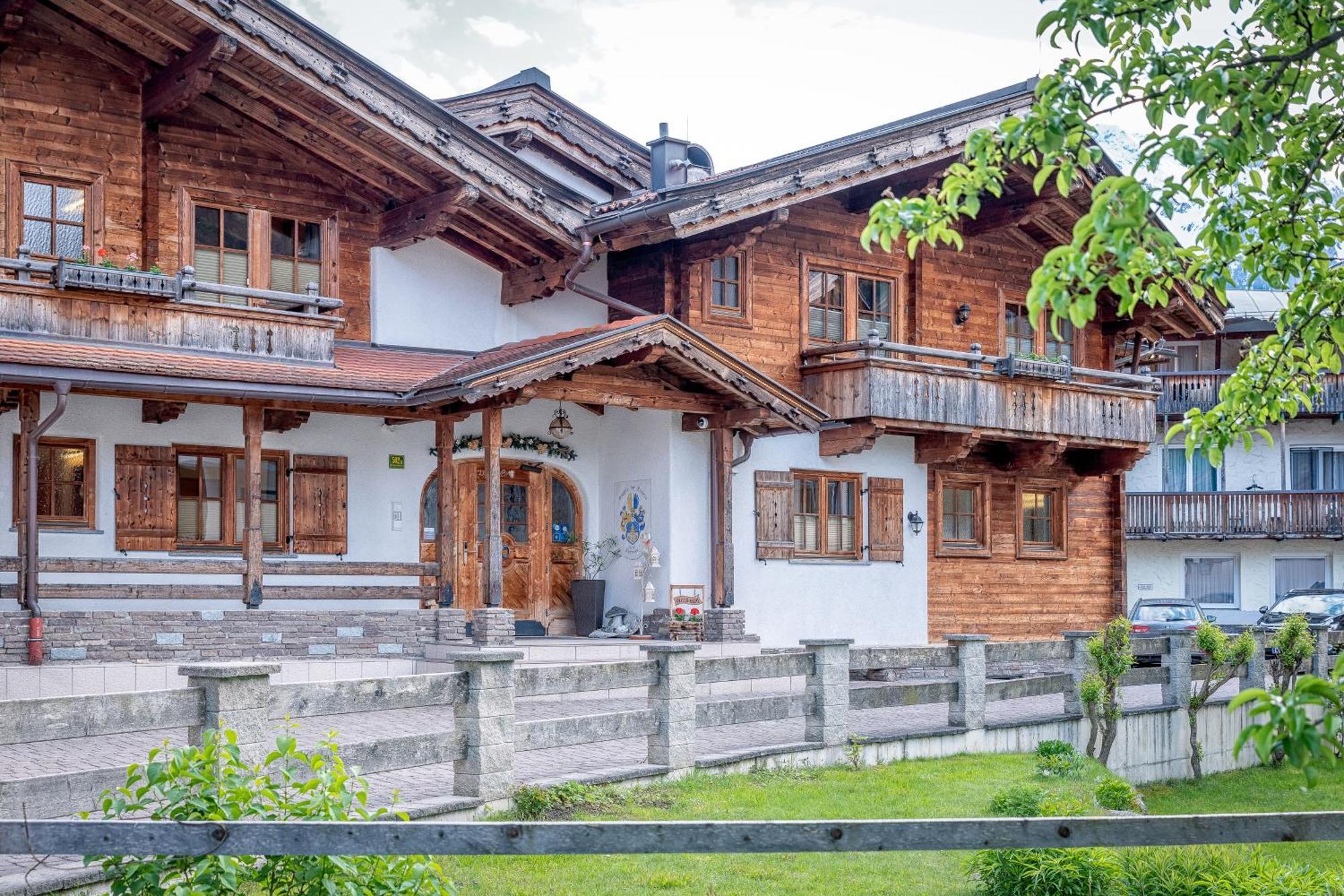 Alpenliving Apartment Mayrhofen Exterior photo